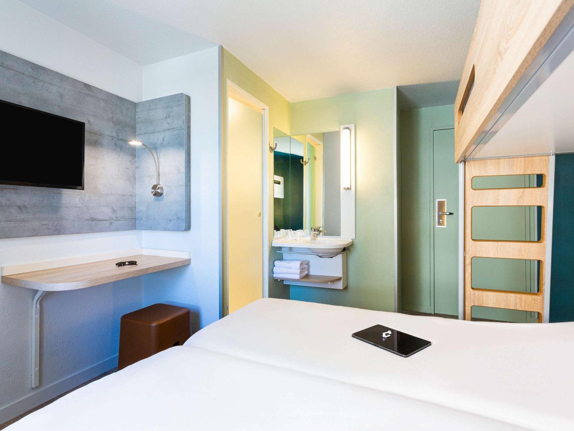 Ibis Budget Rochefort Exterior foto