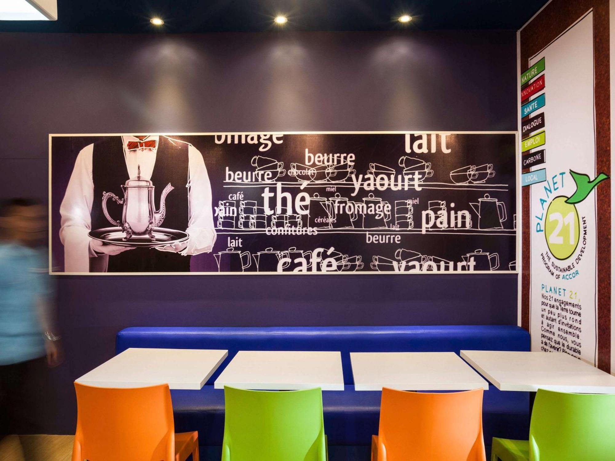 Ibis Budget Rochefort Exterior foto